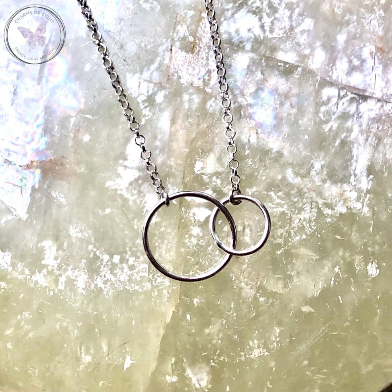 Silver Linked Circles Chain Necklace (18inches)